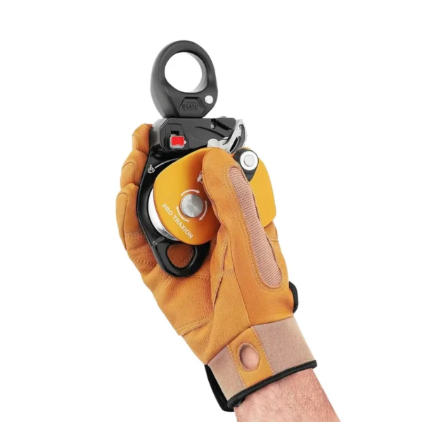 Petzl, Pro Traxion, High Efficiency Progress Capture Pulley with Swivel - Image 2